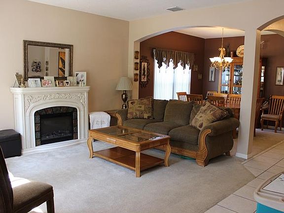 4th image of 1201 Bramley Ln