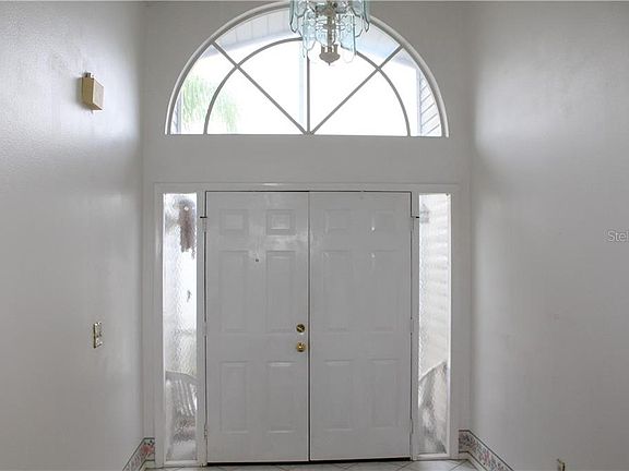 3rd image of 3901 39th Ave W