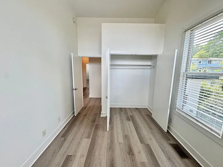 5706 Burgess Ave — Photo 28