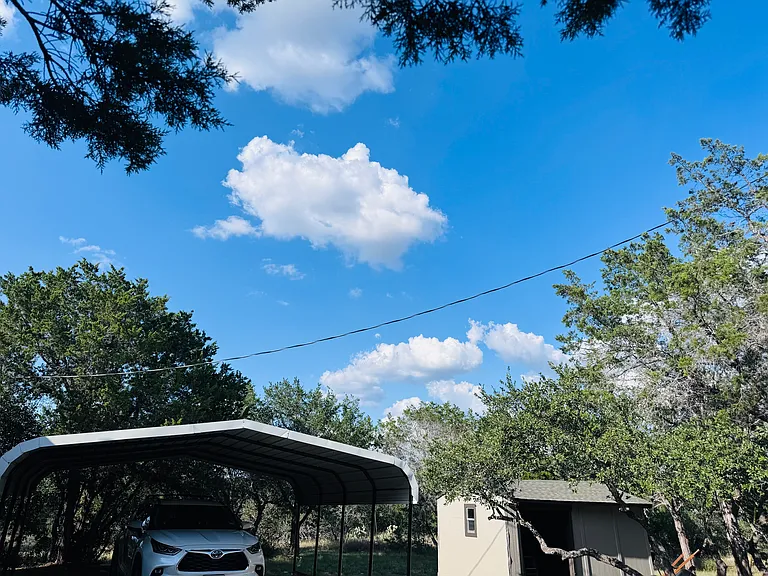 1340 W Fitzhugh Rd — Photo 4