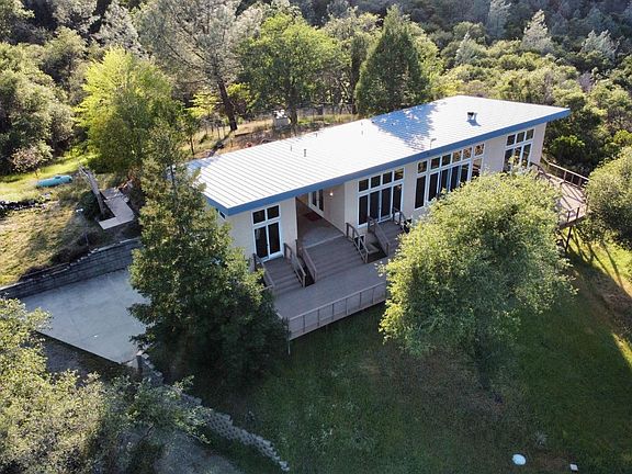 2nd image of 575 Middlefork Ln