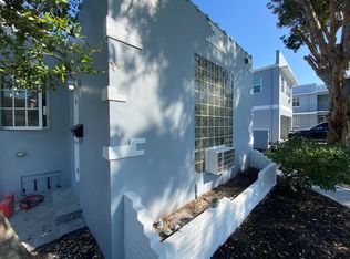 10 N Palmway APT 2, Lake Worth, FL 33460