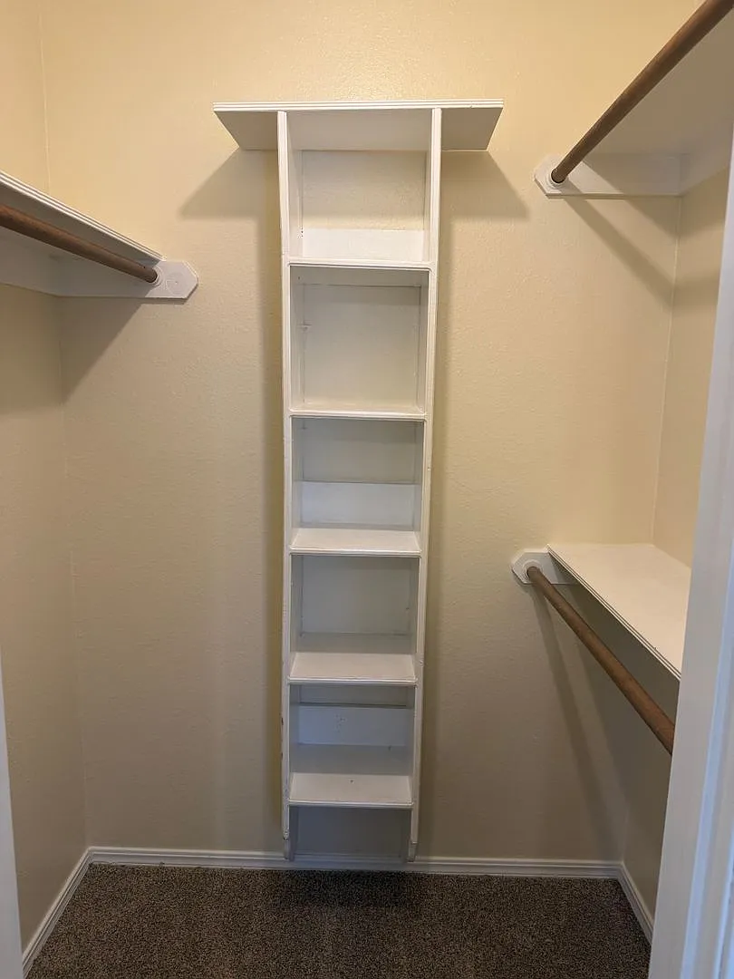 17 Oak Hollow — Photo 3