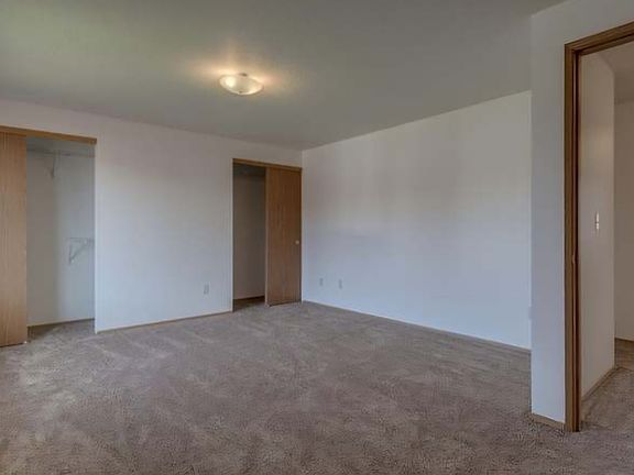 2nd image of 14519 SE 7th St