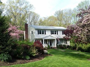 143 Deerfield Ter, Mahwah, NJ 07430