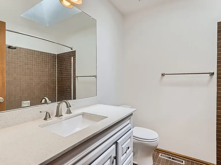 3304 Hickok Pl — Photo 10