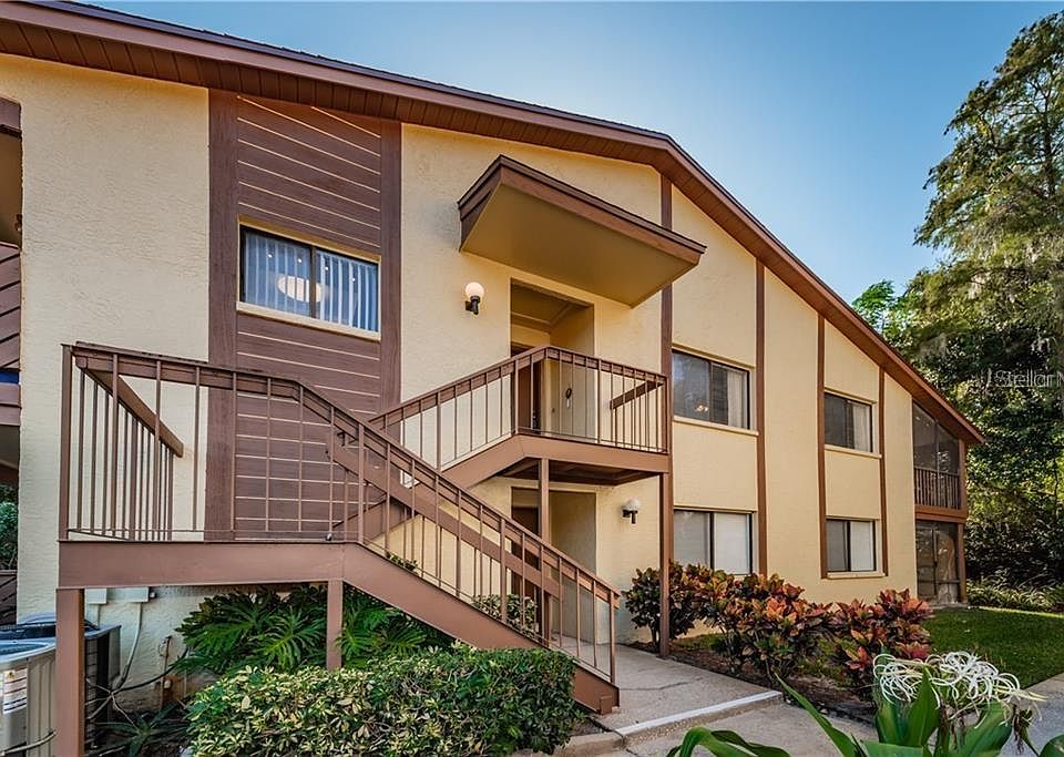1st image of 647 Yorkshire Ct APT D