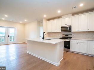 1 Culvert Dr, Princeton Junction, NJ 08550