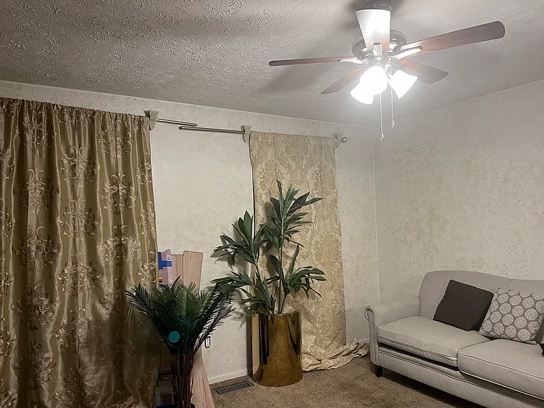7754 Clearwater Ct — Photo 10