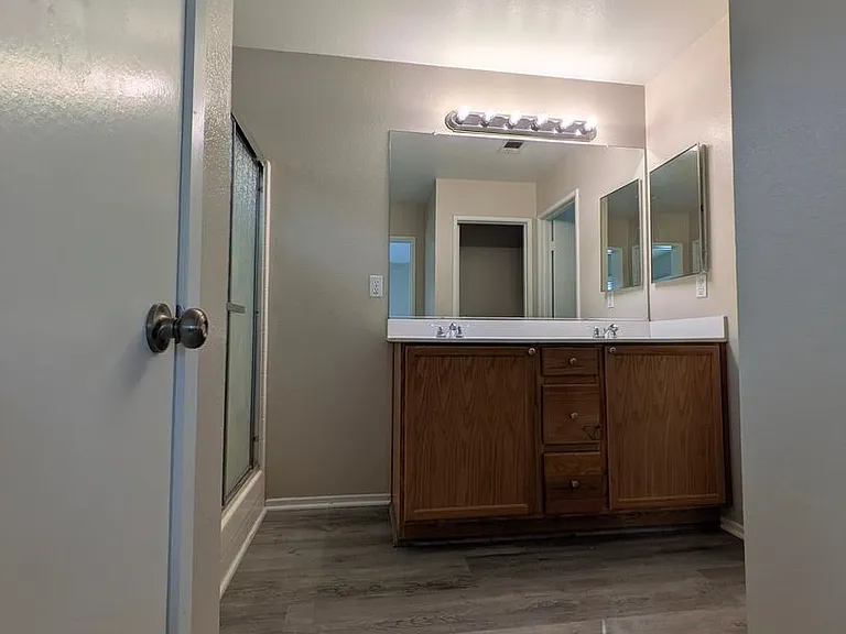 28623 Avalon Ave — Photo 9