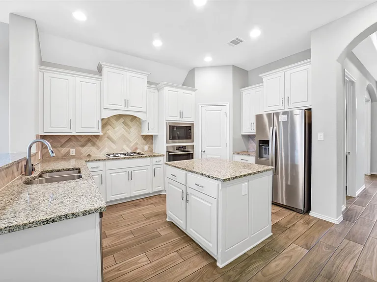 24247 Via Vitani Dr — Photo 12