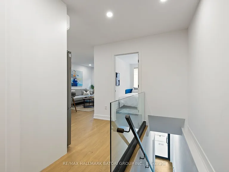 357 Eglinton Ave W #A — Photo 17