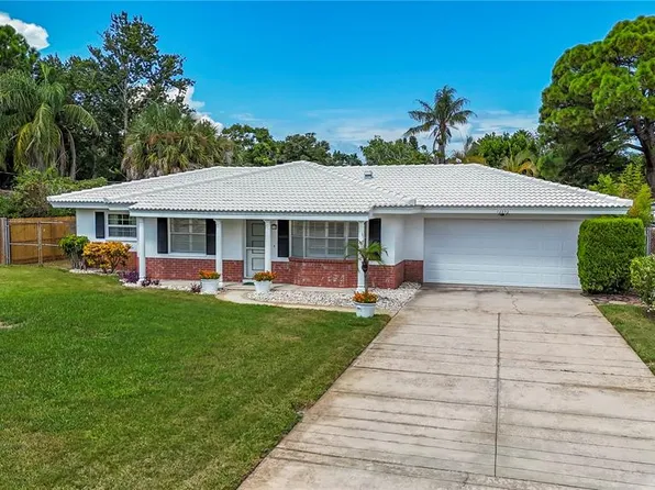 12392 Goering Rd, Largo, FL 33774