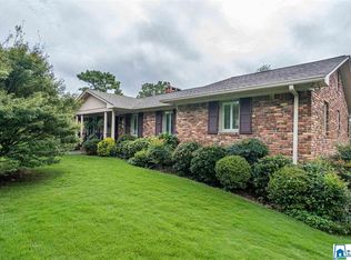 2133 Vesthaven Way, Vestavia Hills, AL 35216