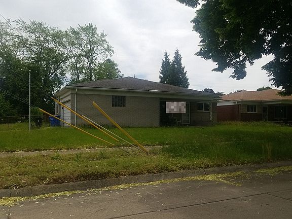 3rd image of 27758 Liberty Dr