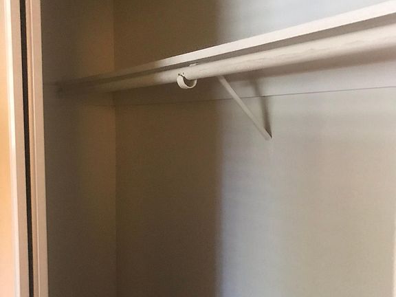 4th image of 1800 Civic Center Dr APT 2