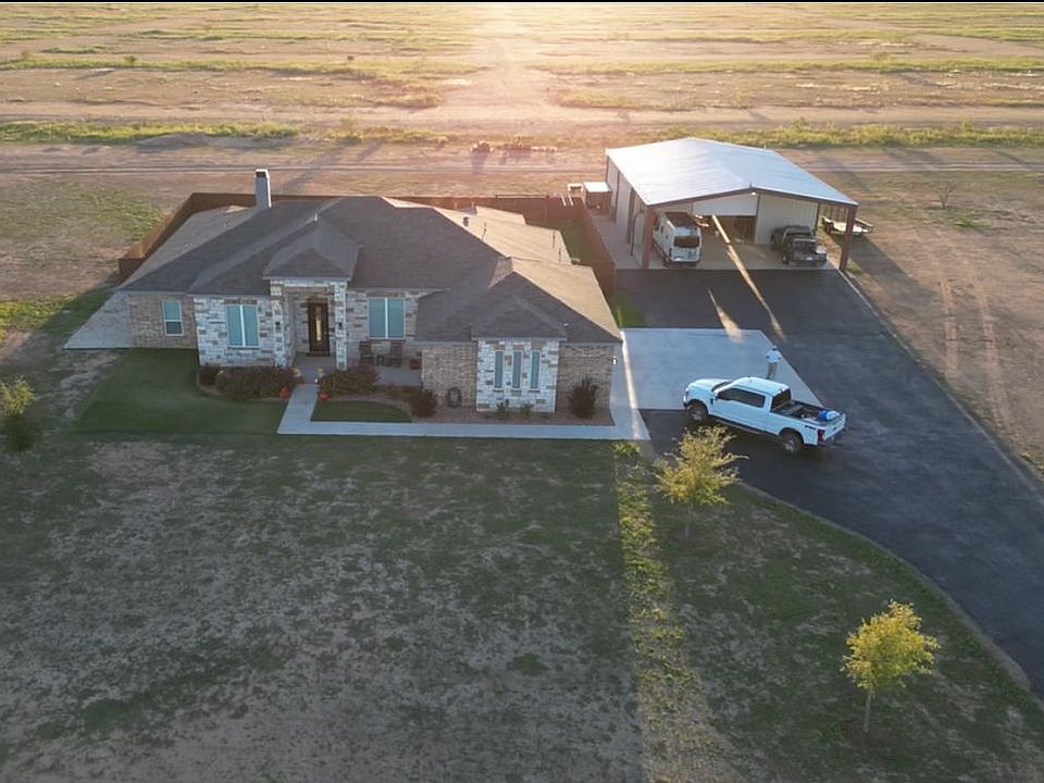 1st image of 1015 Hill Country Dr