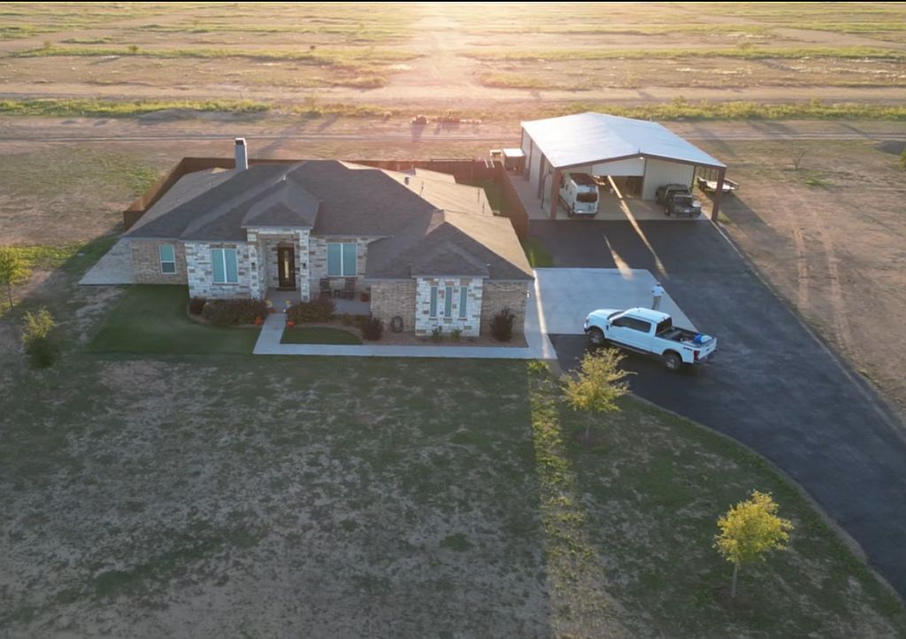 1015 Hill Country Dr - Property Image