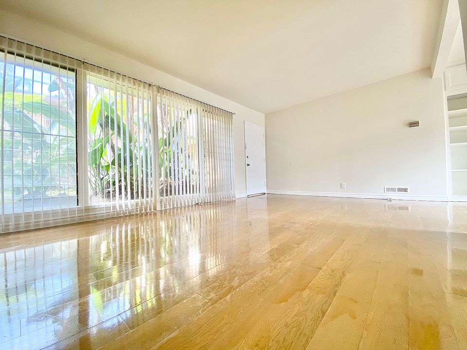 1st image of 1326 N Flores St #6A