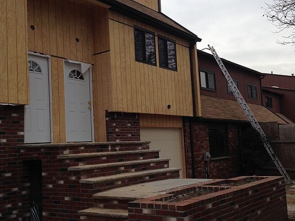 3rd image of 151 Gateway Dr