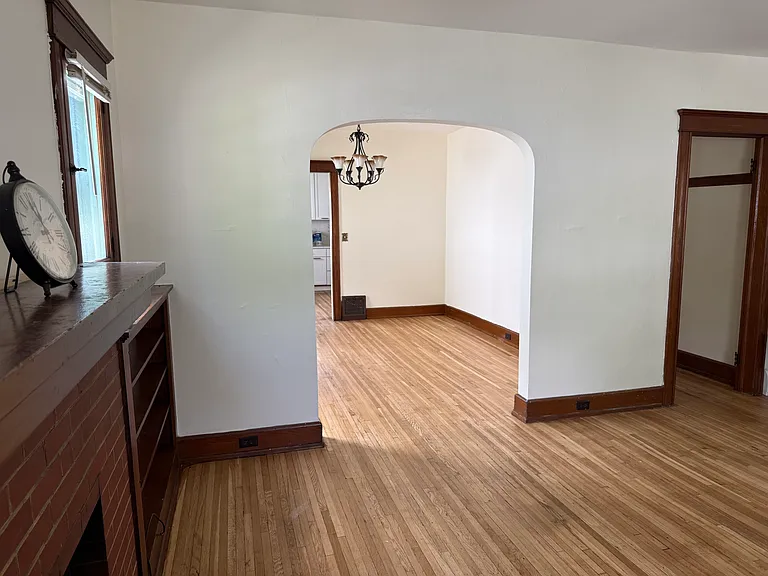 156 Crary Ave #1 — Photo 4