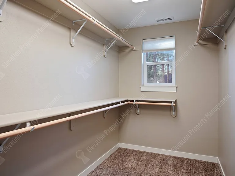 952 Timber Pine Dr — Photo 16