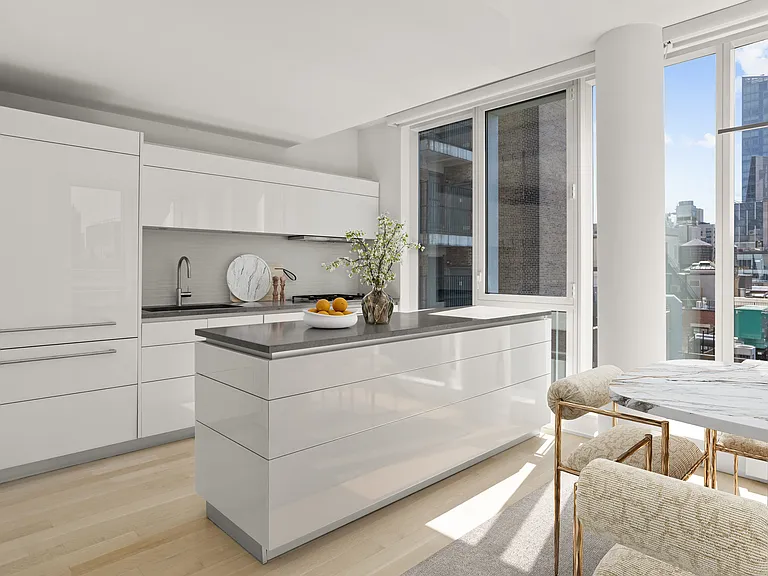 241 5th Ave #16B — Photo 5
