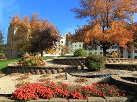 Chardon Court Apartments