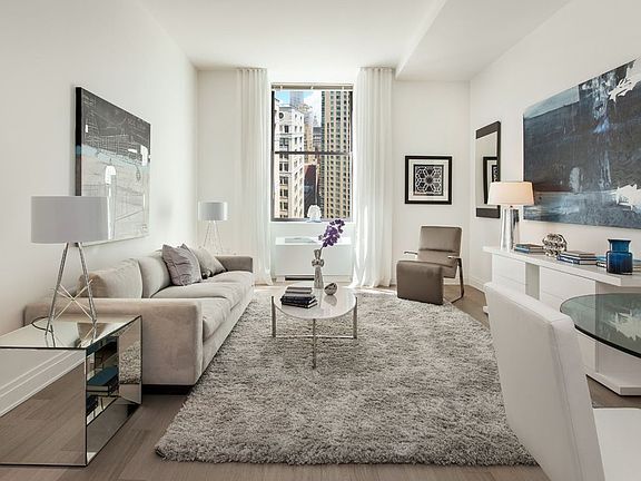 3rd image of 70 Pine St APT 1423