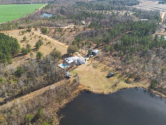2nd image of 1833 Tom Odum Rd