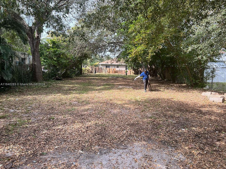 2nd image of 9396 NW 4th Ave