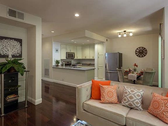 3rd image of 440 Navaro Pl Unit 119
