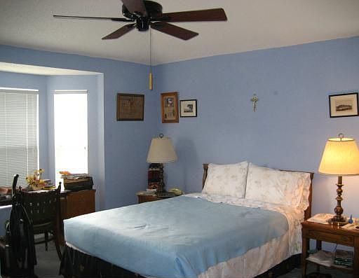 2nd image of 5410 Aragon Ct