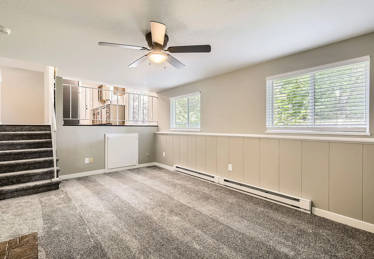 3 bed, 1.5 bath, 1550 sqft, $2,395 — Photo 4