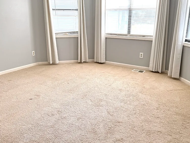 230 Royal Colony Ct — Photo 9