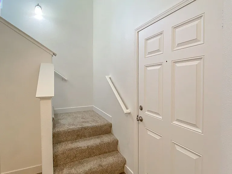 480 Posada Way — Photo 21