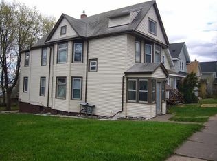 920 E 9th St APT 2, Duluth, MN 55805