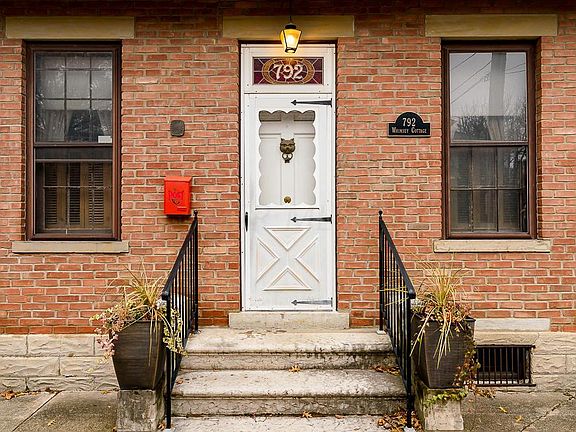 2nd image of 792 City Park Ave