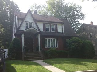 38 Linnet St, West Roxbury, MA 02132