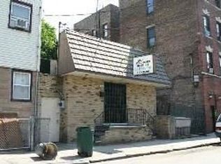 308 42nd St, Union City, NJ 07087