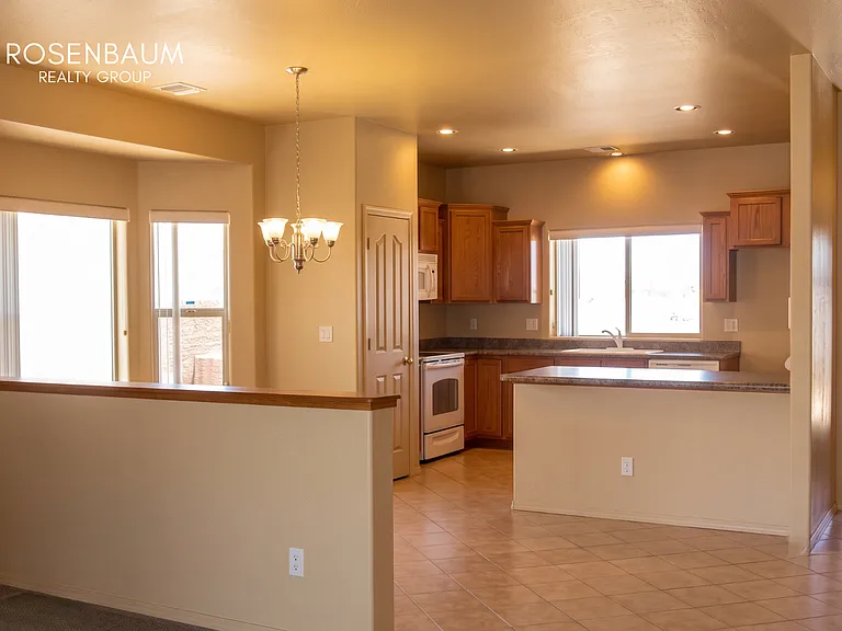 2282 Touchstone Dr — Photo 3