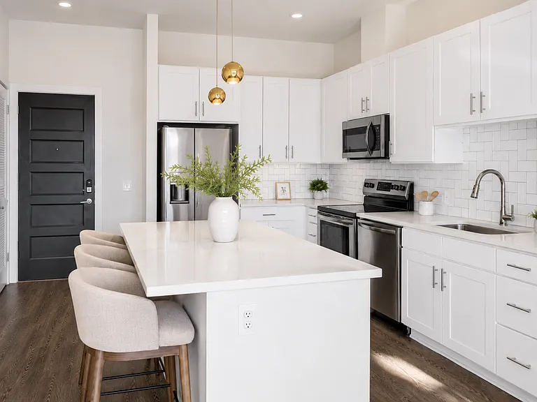 Skylark Apartments — Photo 13