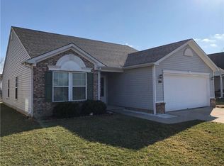 915 Webb Dr, Greenfield, IN 46140