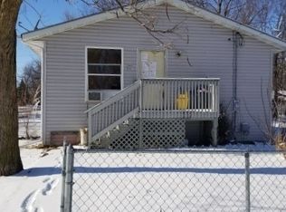 2845 9th St, Rockford, IL 61109