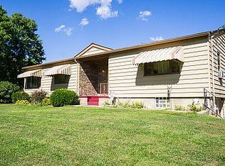 1657 Mercer Rd, Mercer, PA 16137
