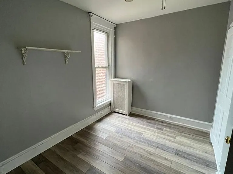 931 Granite St — Photo 8