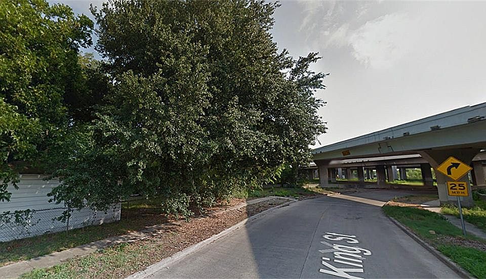 1st image of 6339 Eastex Fwy