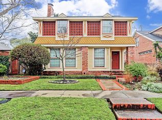 627 Redan St, Houston, TX 77009