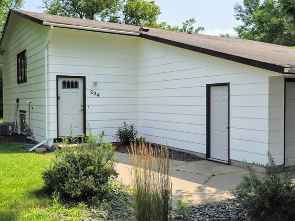 224 Marvin Elwood Rd, Monticello, MN 55362