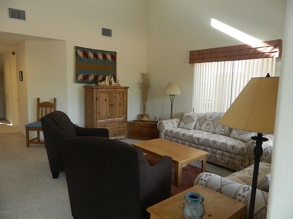 3rd image of 164 N Crescent Bell Dr